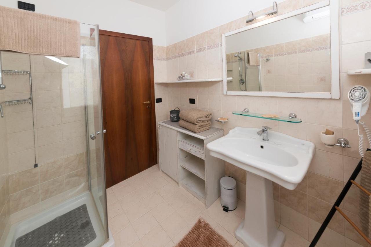 Villa Alida Casa Vacanze فولينيو المظهر الخارجي الصورة